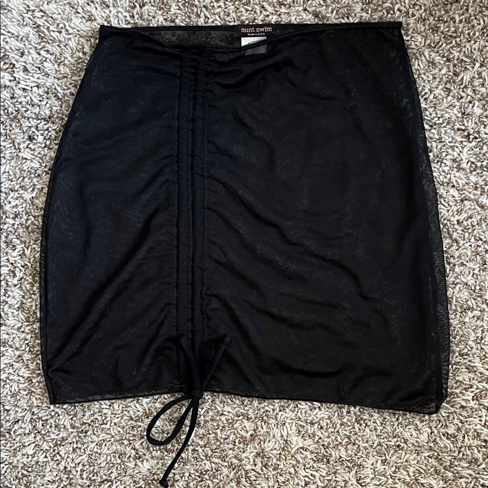 Like New! Mint Swim Sheena Mesh Cover Up Skirt Black in Size M